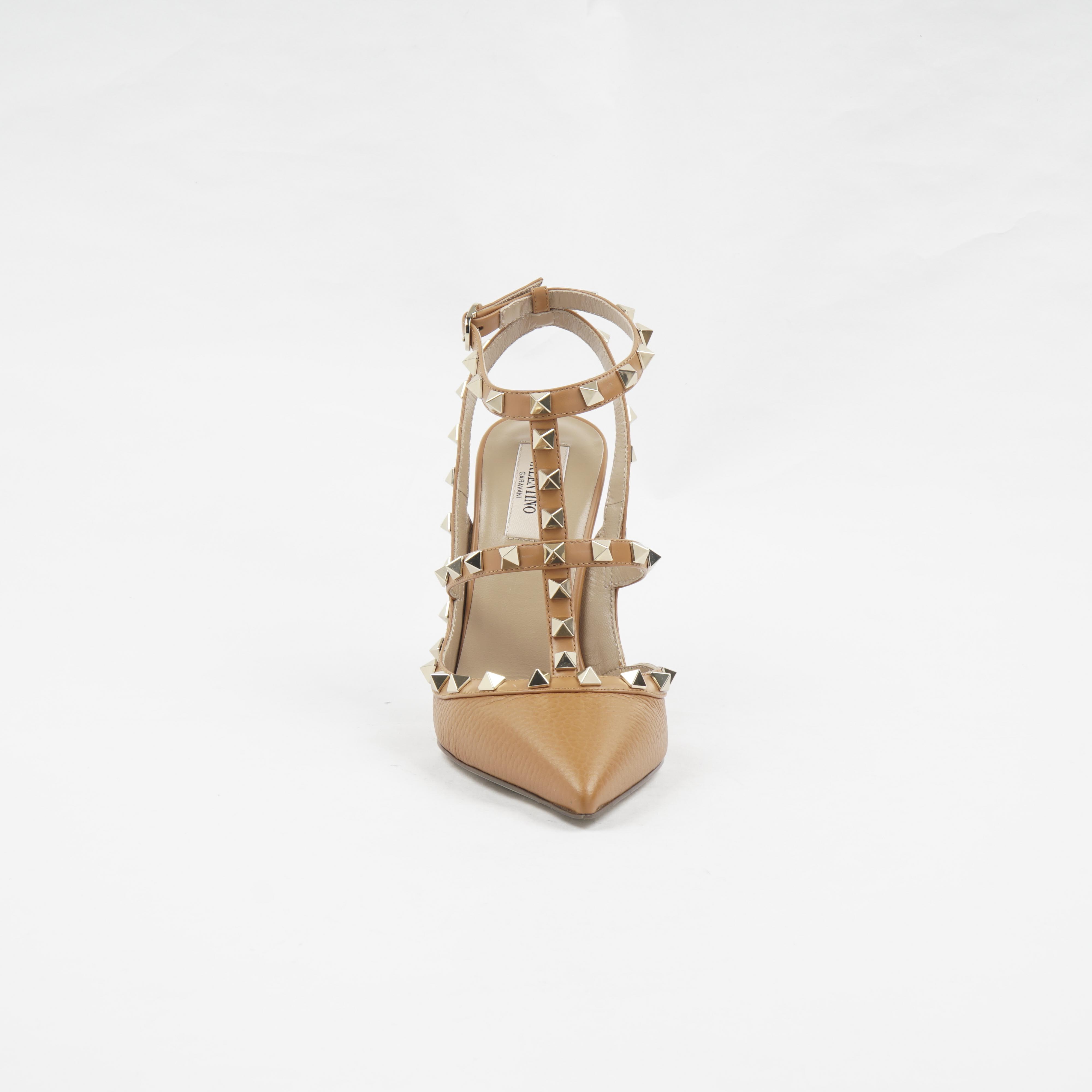Valentino With Heel Beige hover