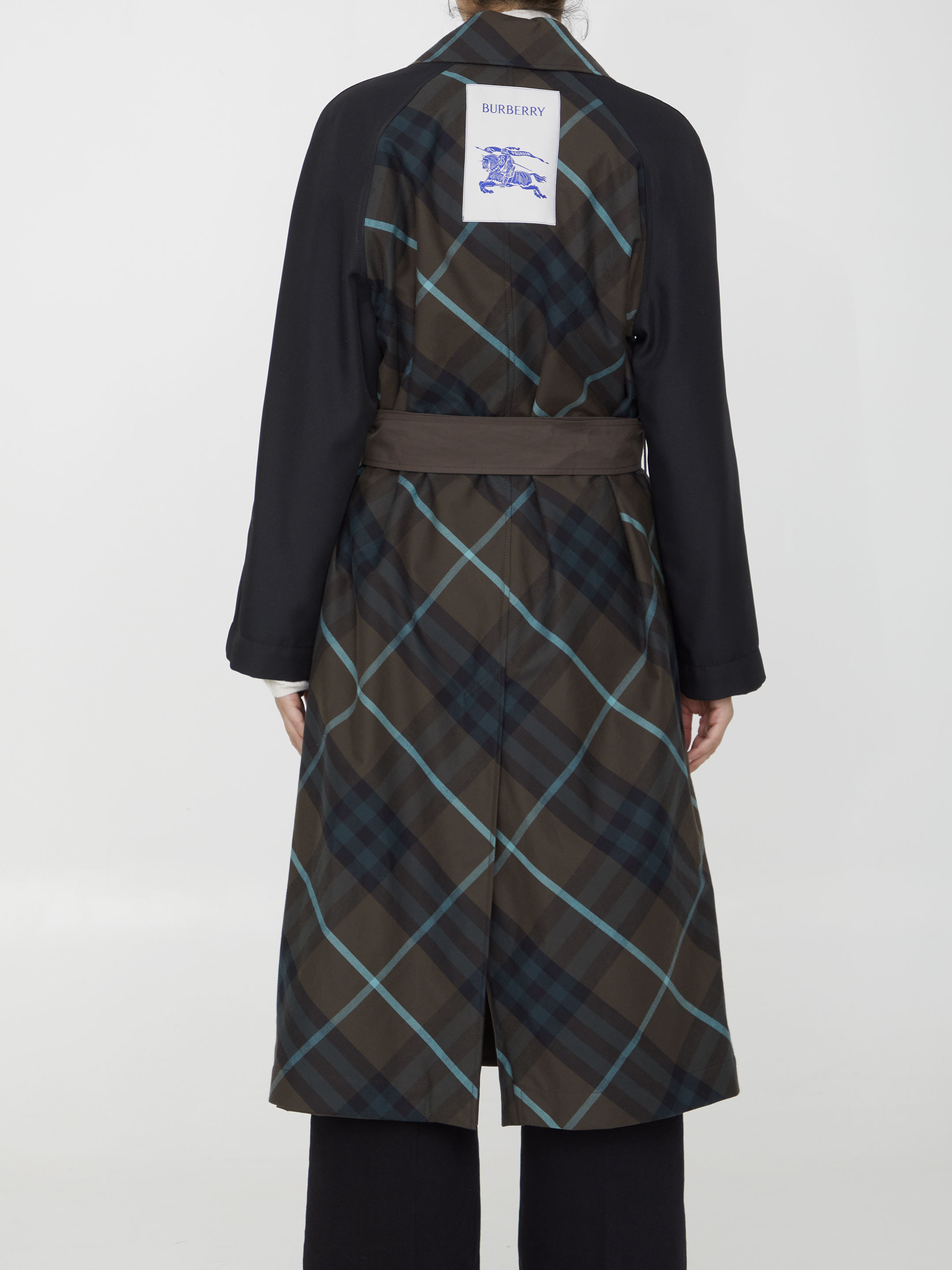 Bradford reversible raincoat hover