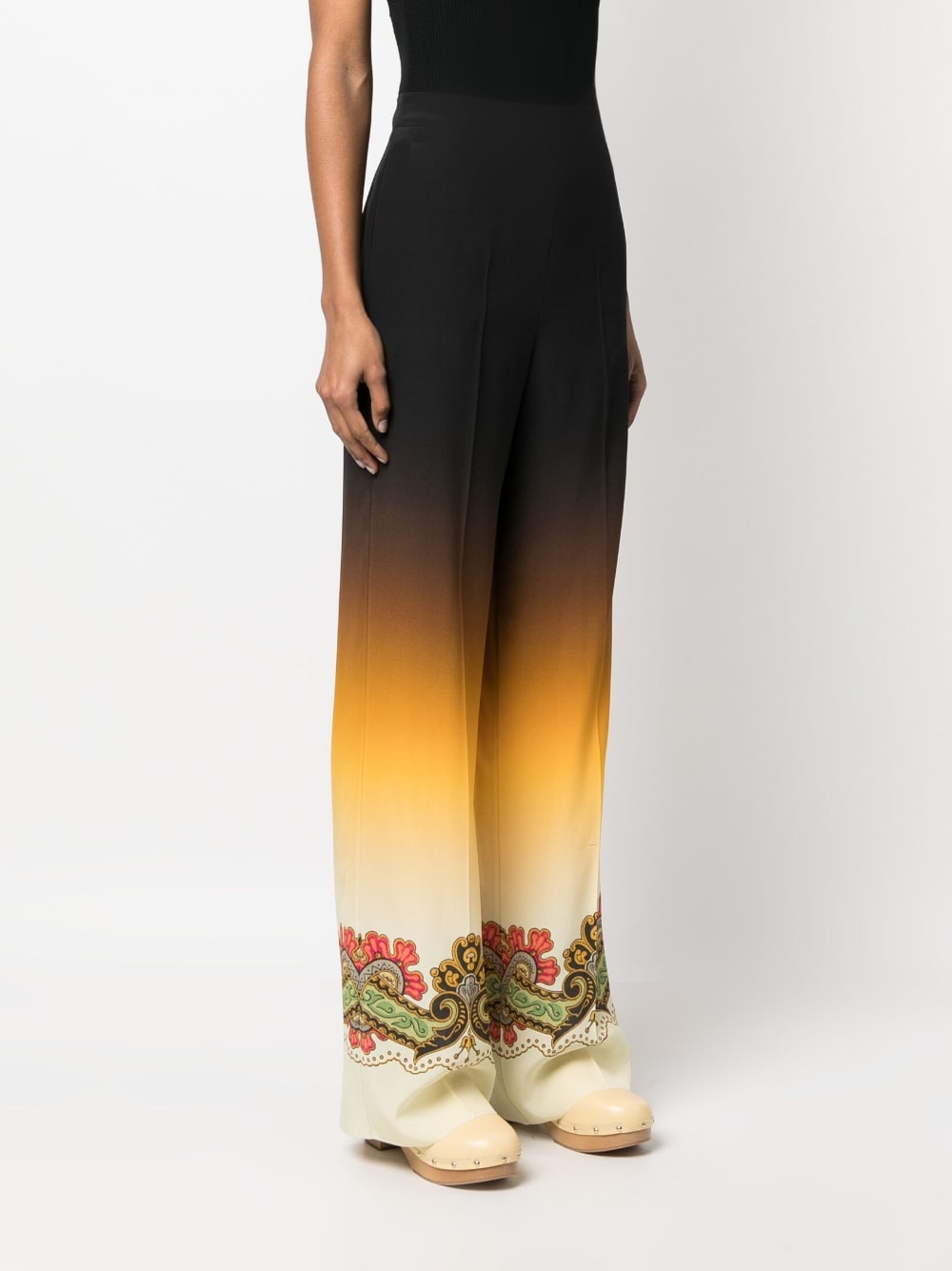 Etro Trousers Black hover