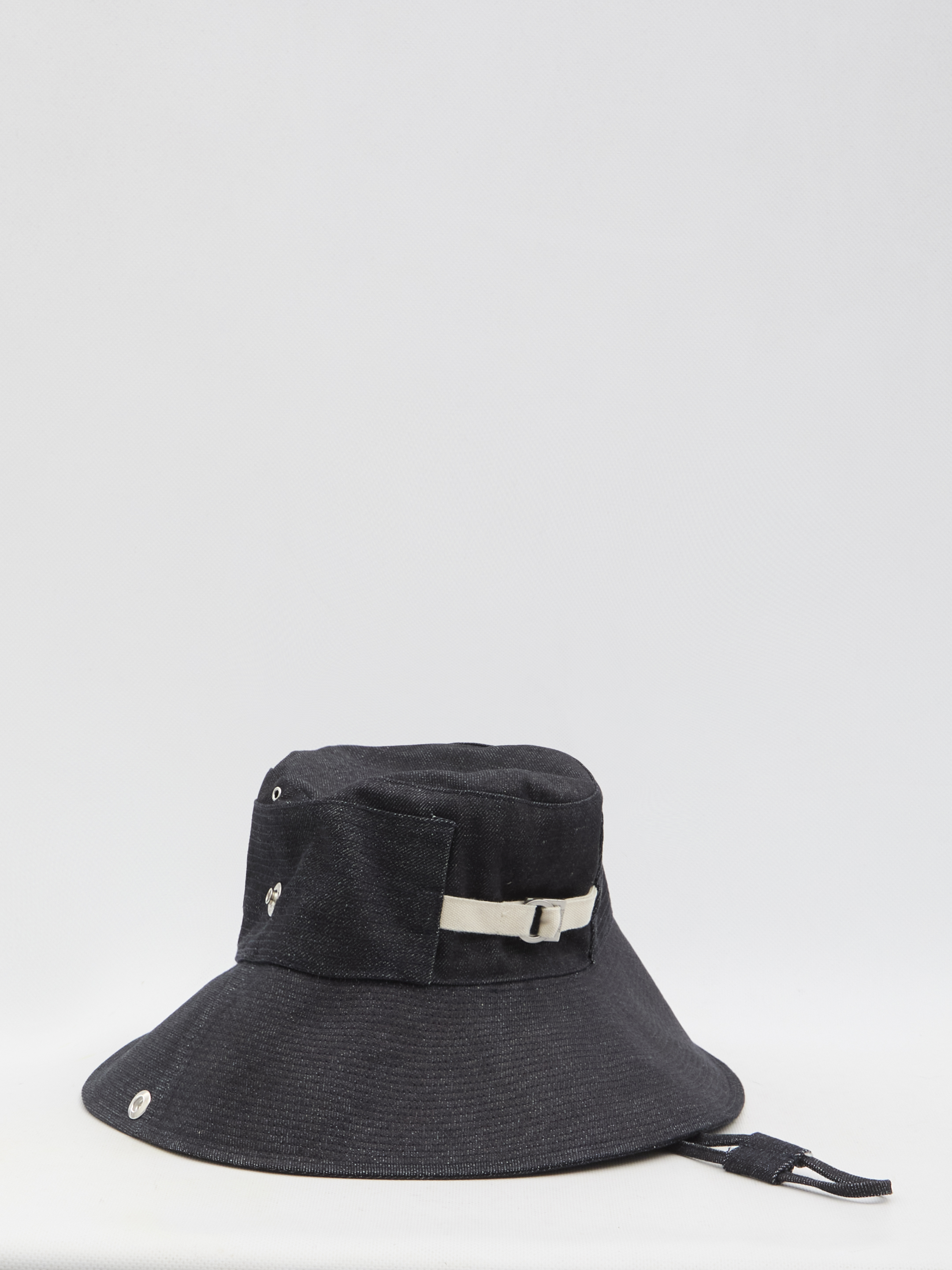 De-Nimes bucket hat hover