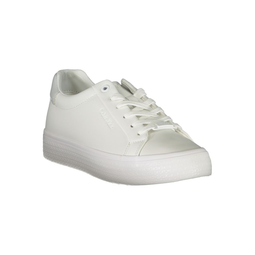 Elegant White Sneakers with Contrast Detailing hover