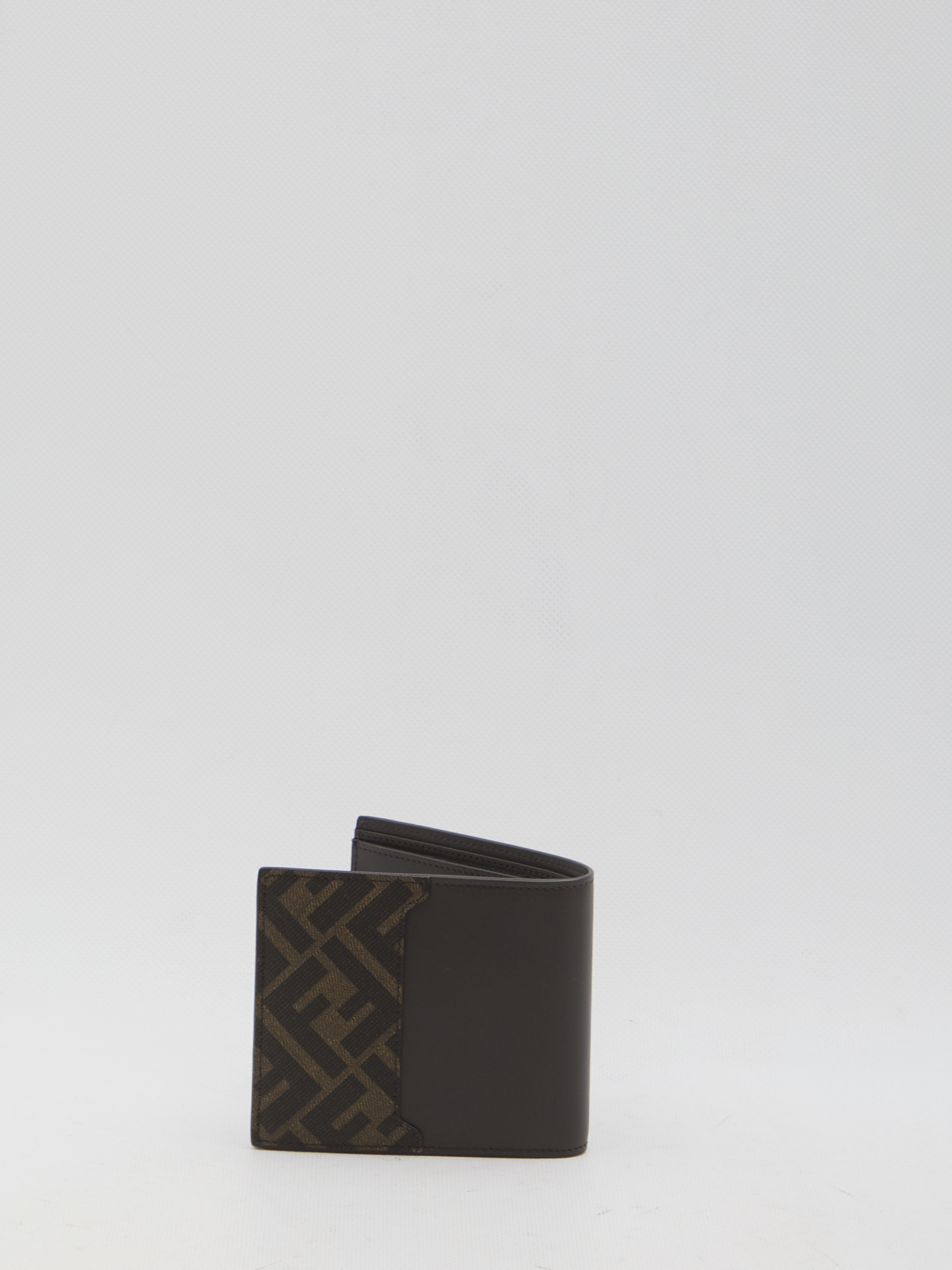 Squared FF bifold wallet hover