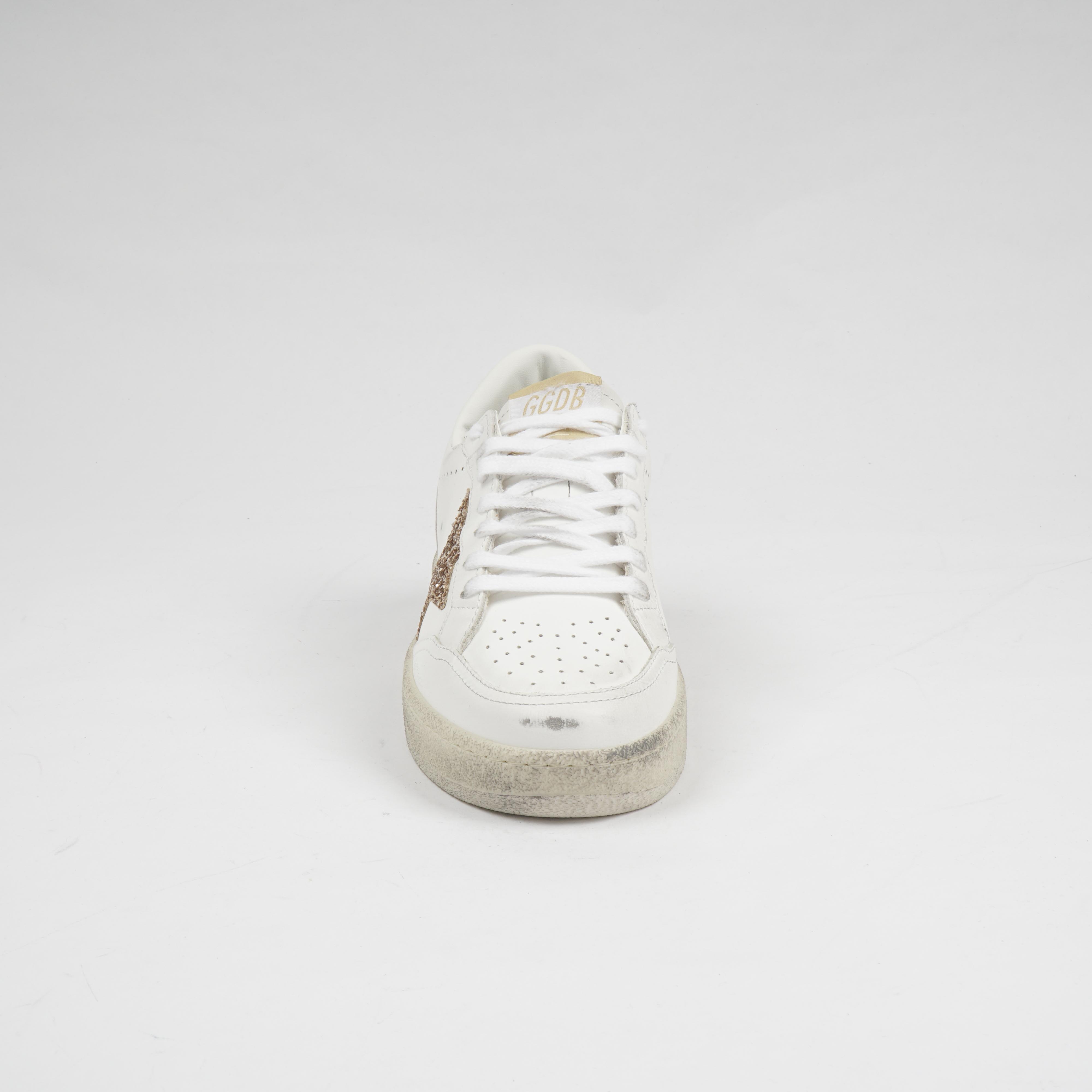 Golden Goose Sneakers hover