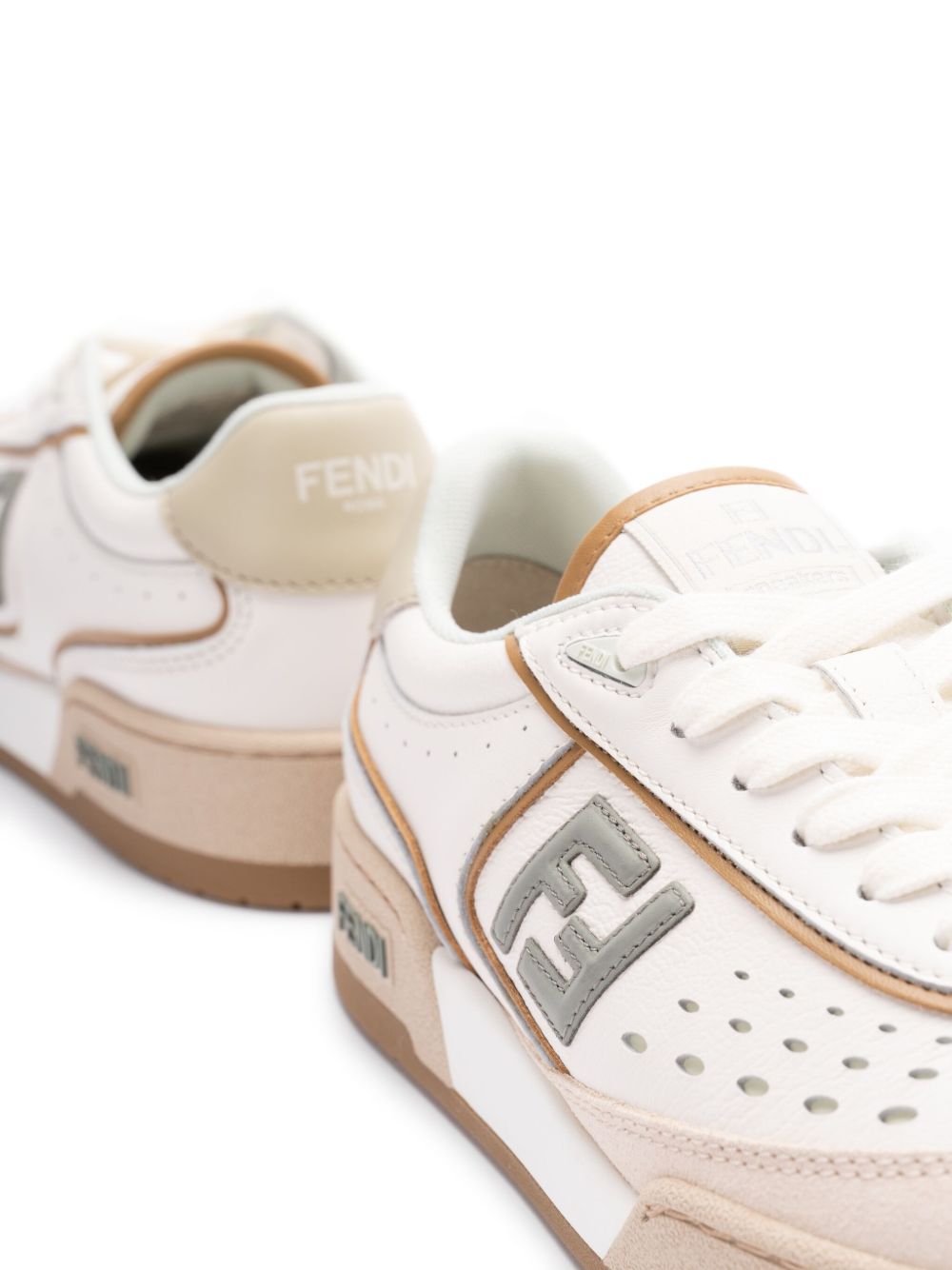 Fendi Sneakers Beige hover