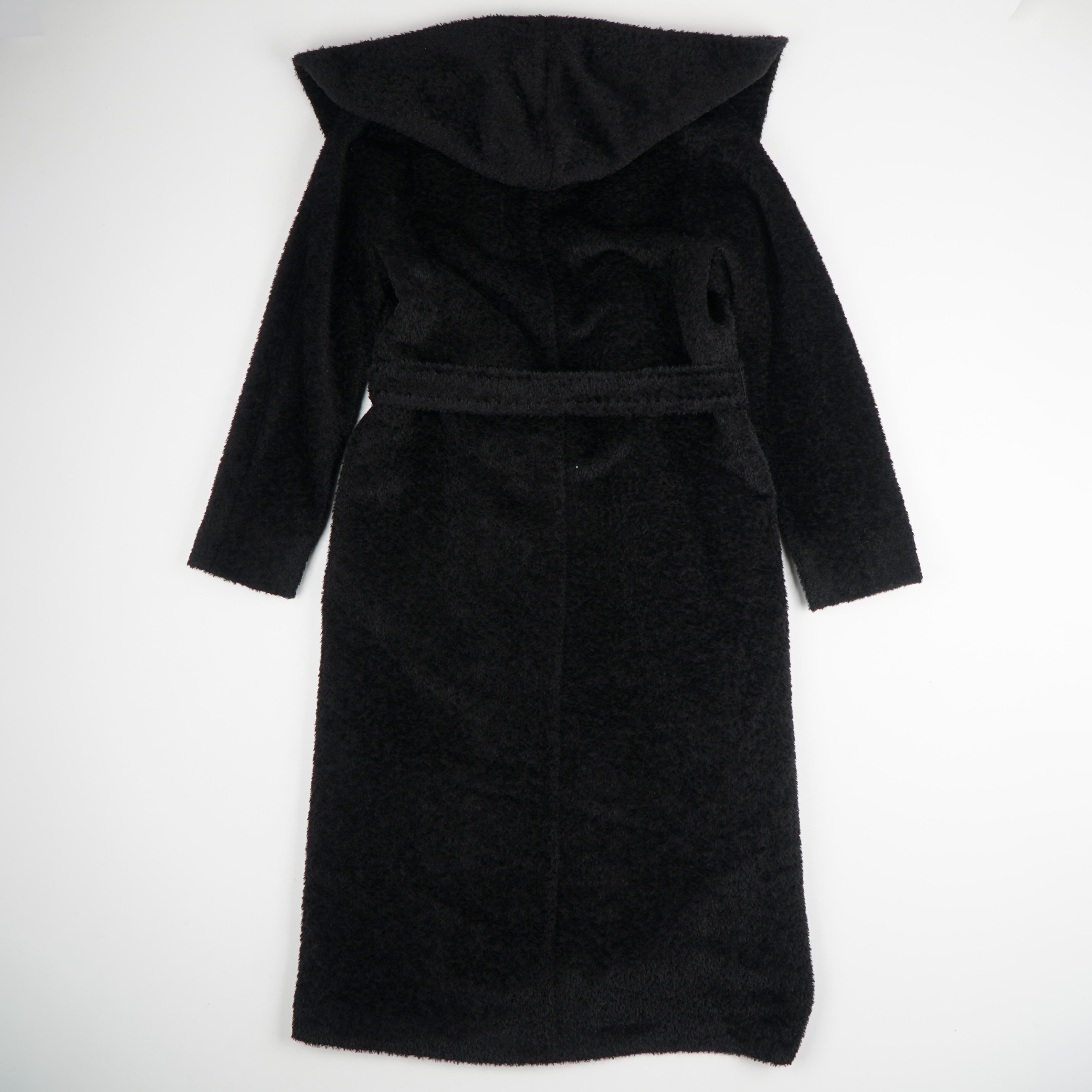 Max Mara Coats Black hover