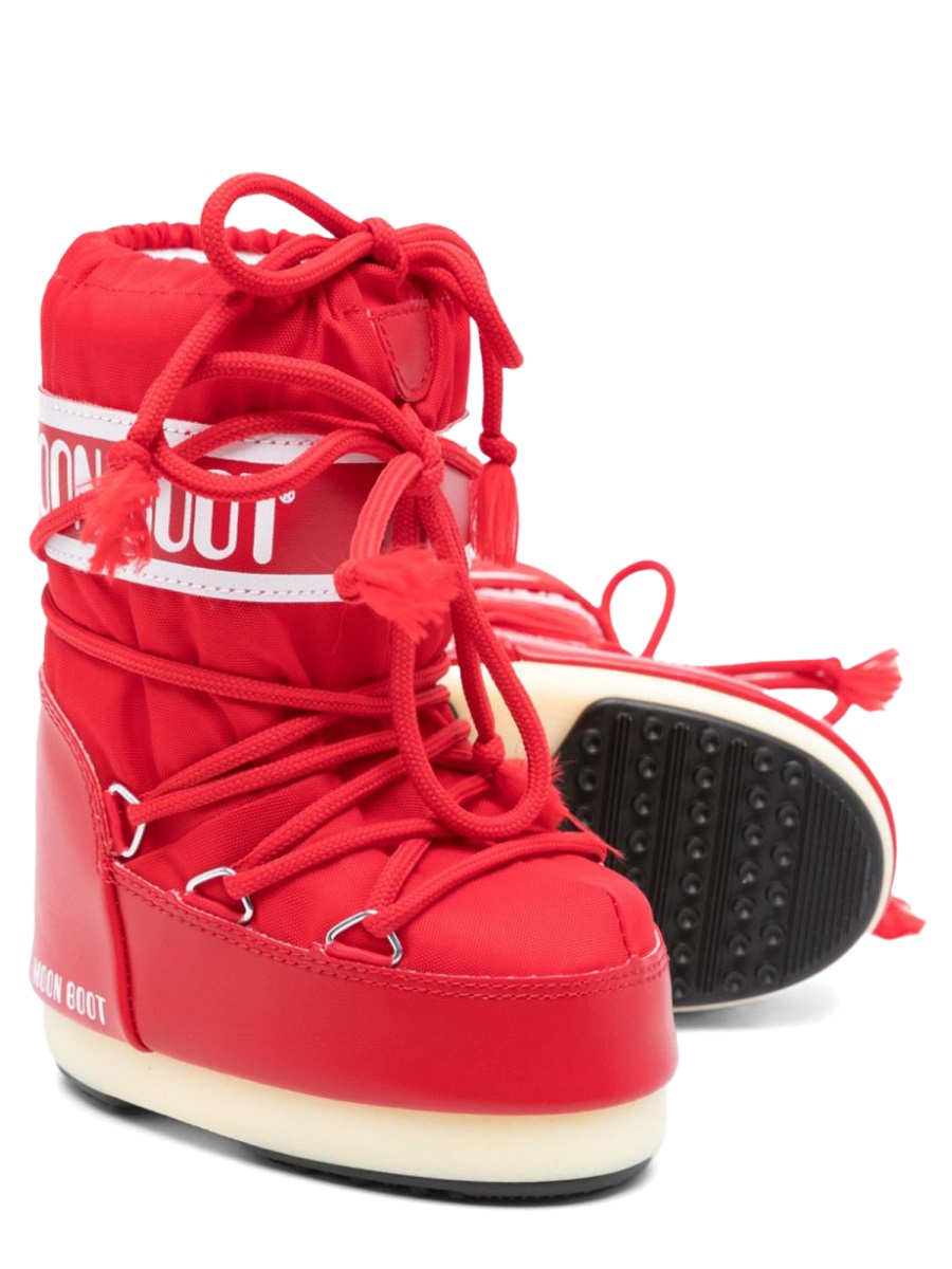 BOOTS WITH LOGO hover